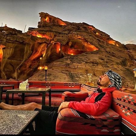 Wadi Rum Quiet Camp Ngoại thất bức ảnh