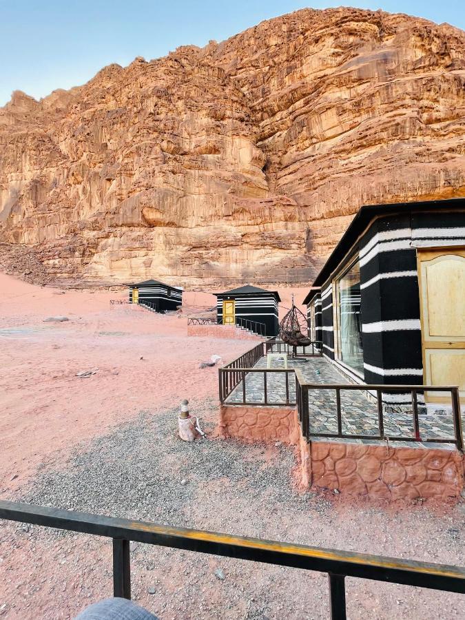 Wadi Rum Quiet Camp Ngoại thất bức ảnh